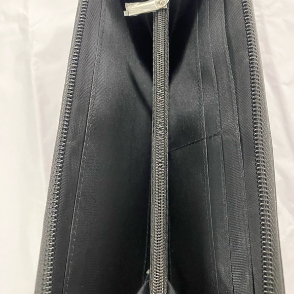 Pink Flames Zip Clutch Women’s Wallet - Picture 6 of 13